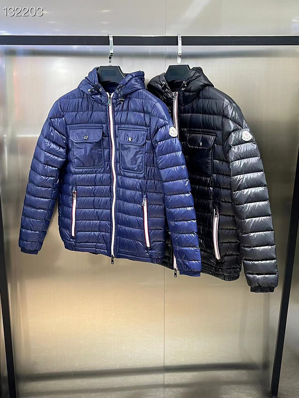 Moncler sz1-5 26yr59